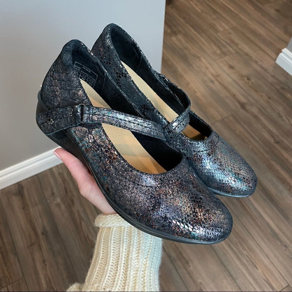 Revere Metallic Comfort Shoes Strap 8